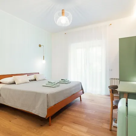 بيت ضيافة Con Bagno E Balcone *