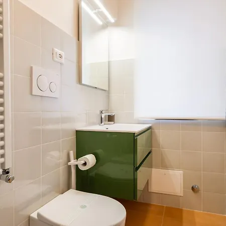 Con Bagno E Balcone * روما